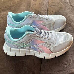 Reebok Gray Sneakers with Pastel Accents